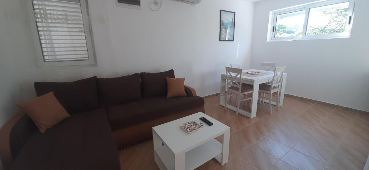 Ban Apartment Budva
